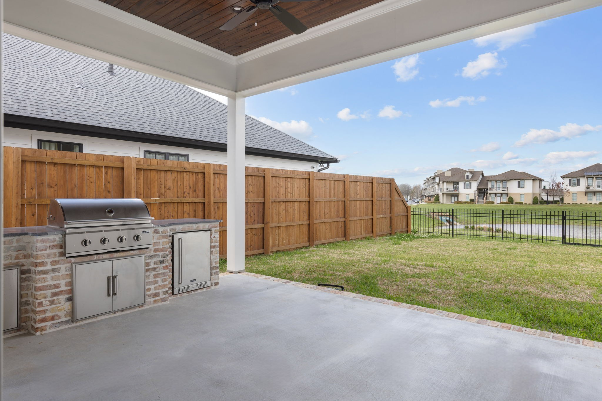 Soundview in Sugar Mill Pond