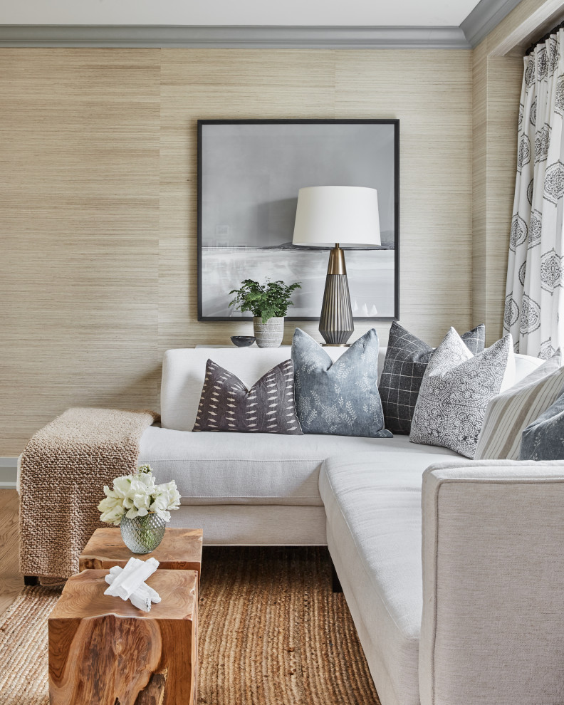 Inspiration for a transitional home design remodel in Toronto