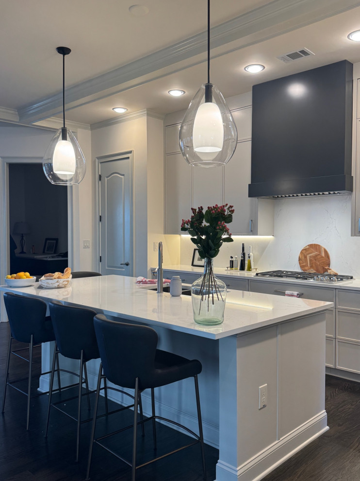 Custom Transitional Kitchen