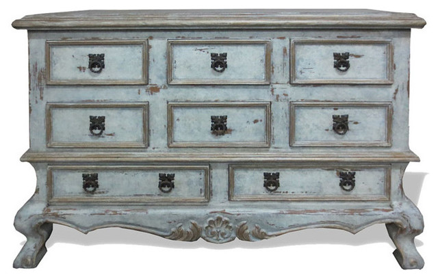 Old World Traditional Dresser Clic Dressers By Old World Traditional Dresser Clic Weathered Creams