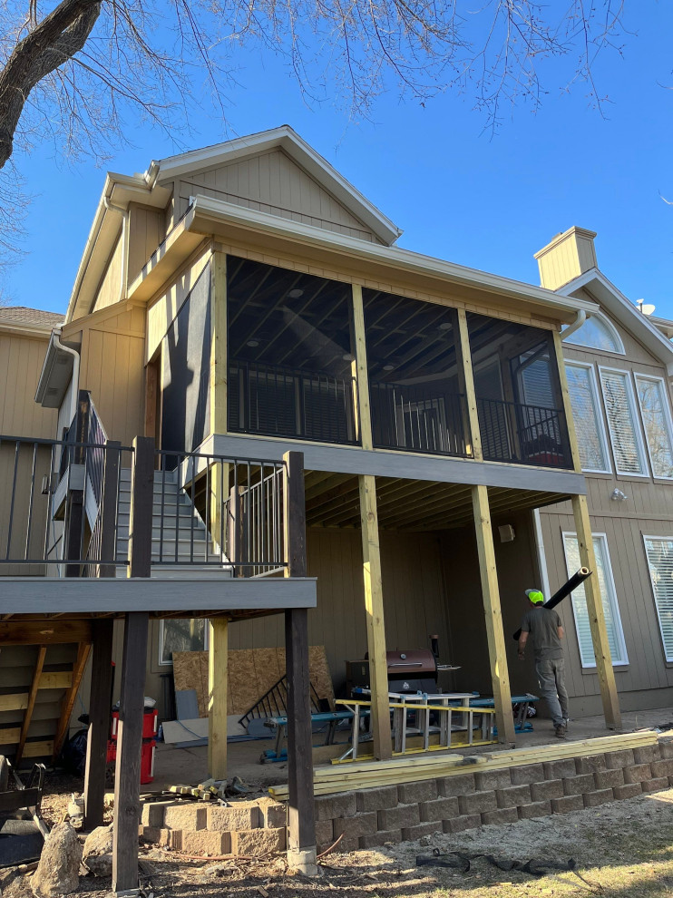 deck / screen porch