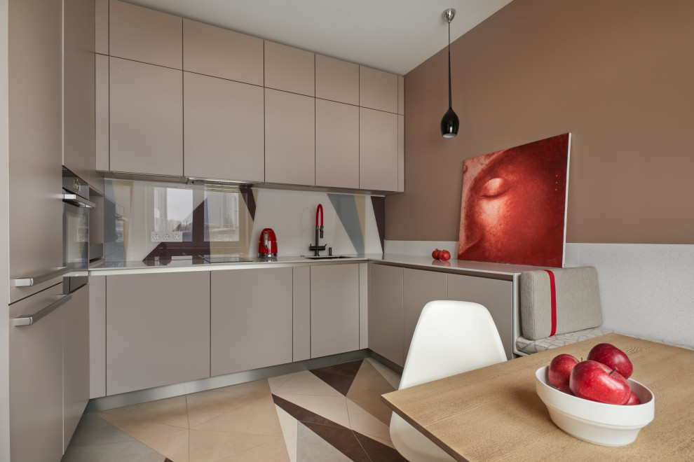 Кухни и мебель из Европы. Реализация