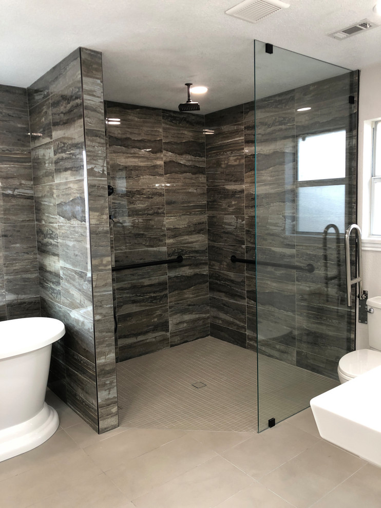 Example of a transitional bathroom design in Austin