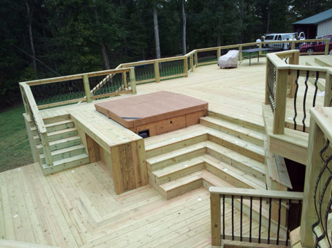 Photo of an arts and crafts deck in Indianapolis.