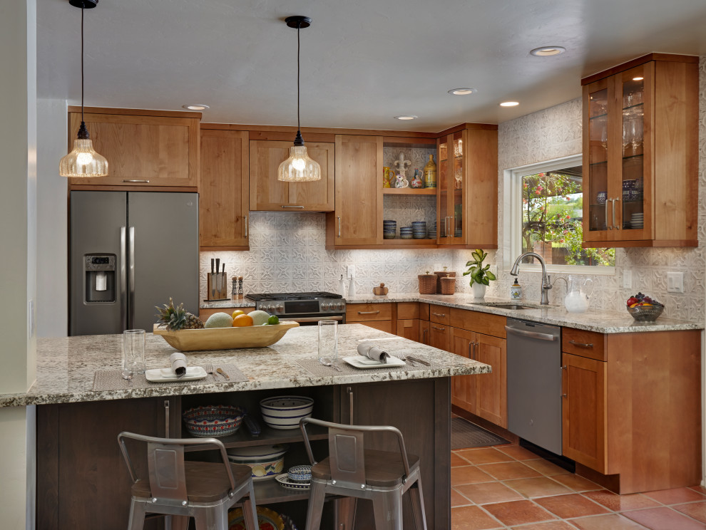 Inspiration for a transitional kitchen remodel in Phoenix
