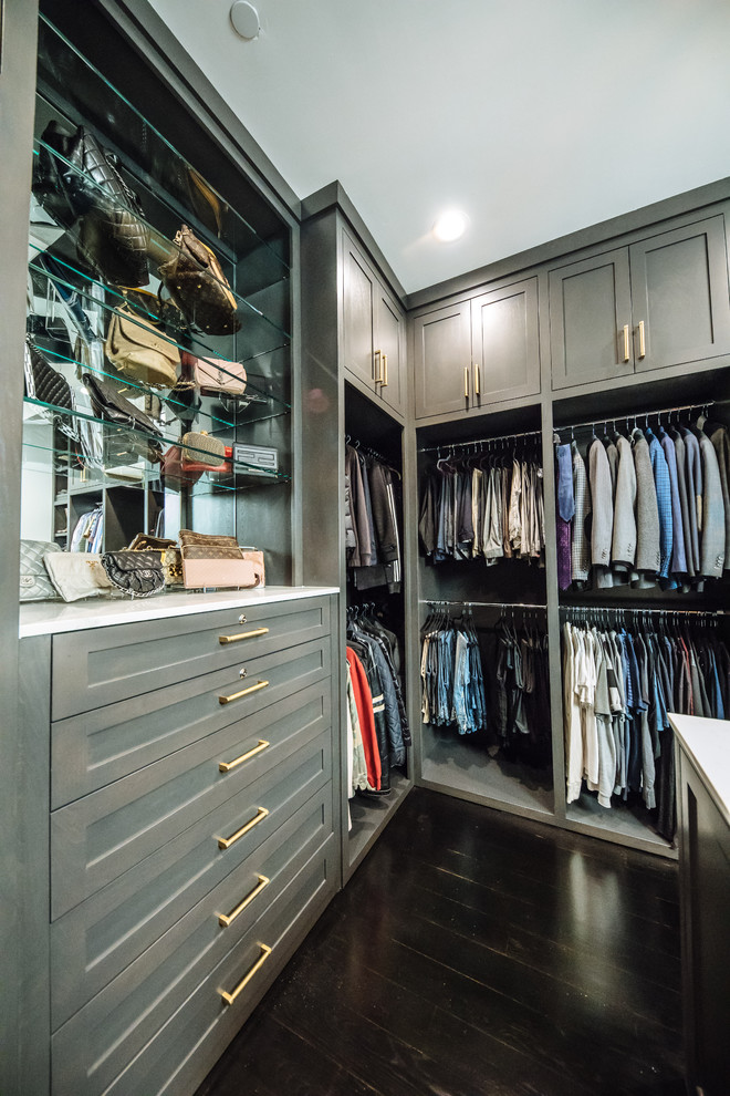 Photo of a transitional storage and wardrobe in Dallas.