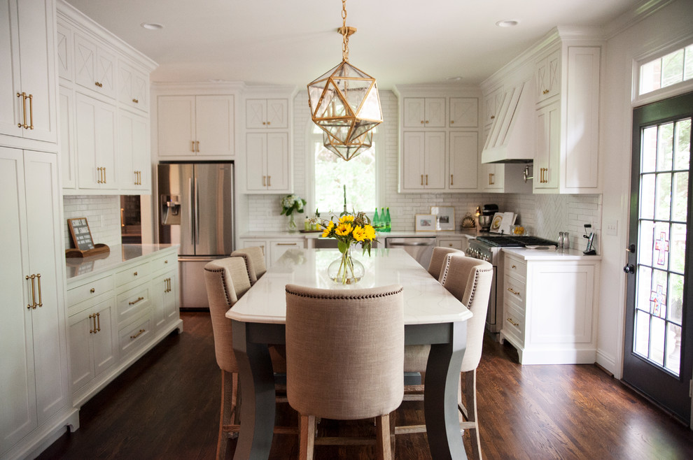Transitional kitchen photo in Birmingham