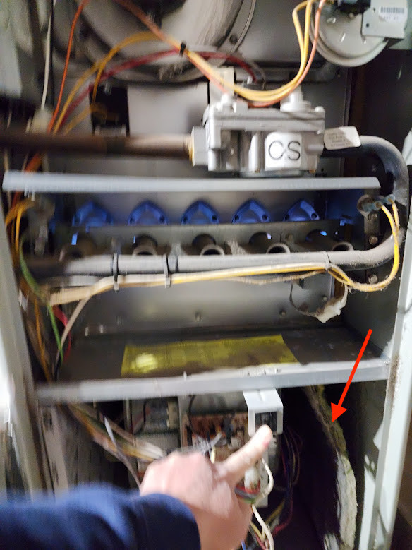 What is this piece in my TRANE XE80 Gas Furnace?
