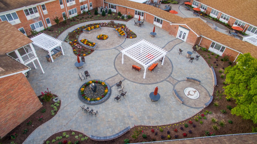 Commercial Courtyards