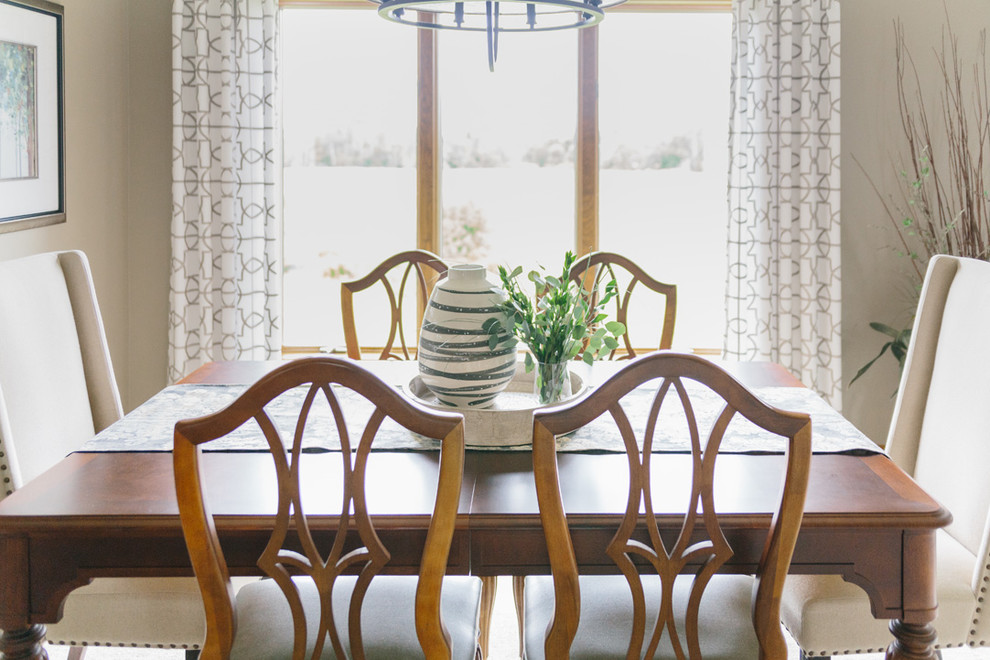 Inspiration for a transitional dining room remodel in Minneapolis