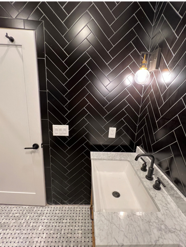 Rustic Chic Bathroom - Northport