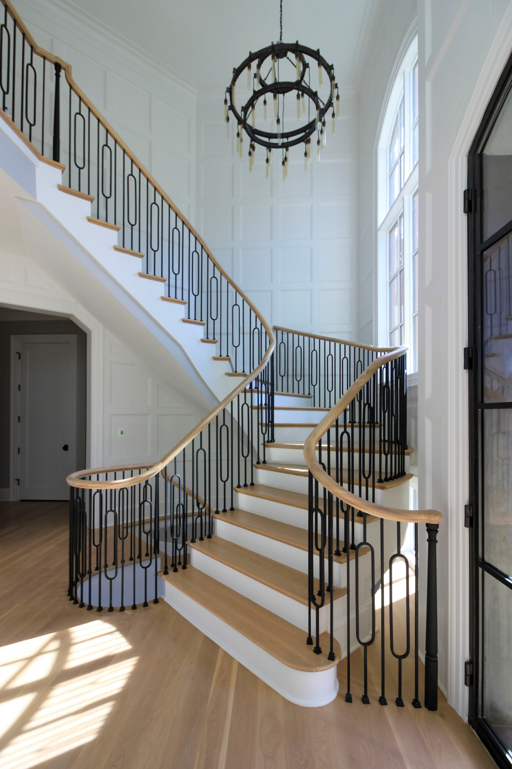 95_Remarkable and elegant floating elliptical staircase, McLean, VA 22101