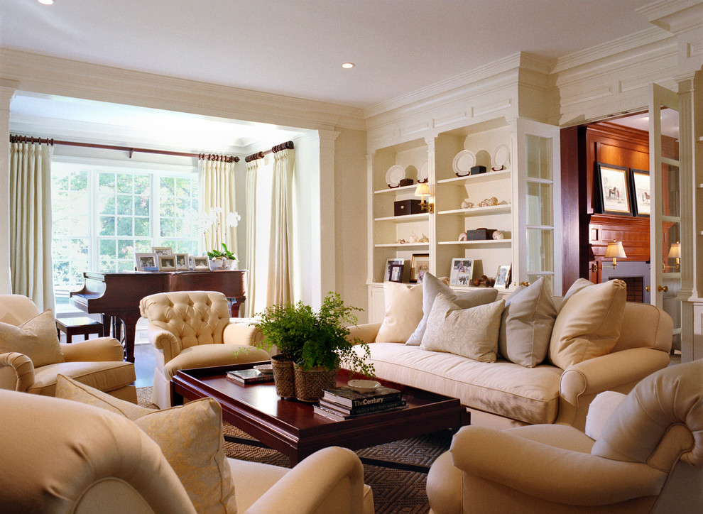 Design ideas for a traditional enclosed living room in Philadelphia with a music area.