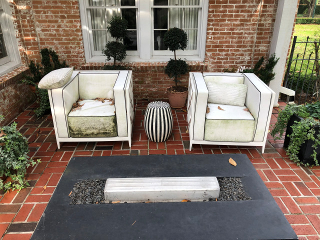 JANUS et Cie Patio Furniture Cleaning modern-uteplats