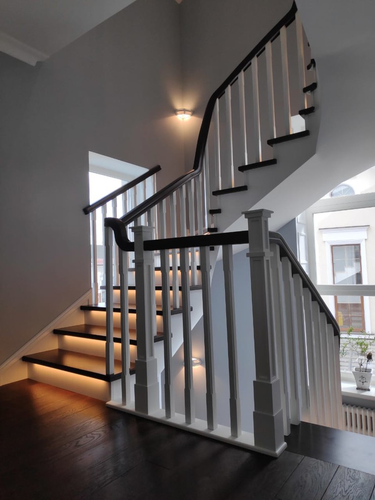 Классическая облицовка монолитной лестницы (2018)