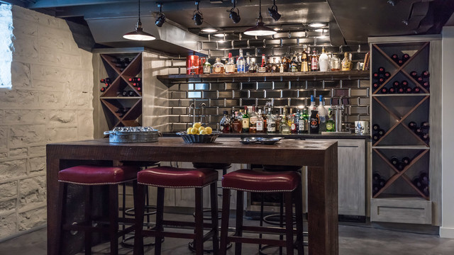 Bar/Serving Area industrial-home-bar
