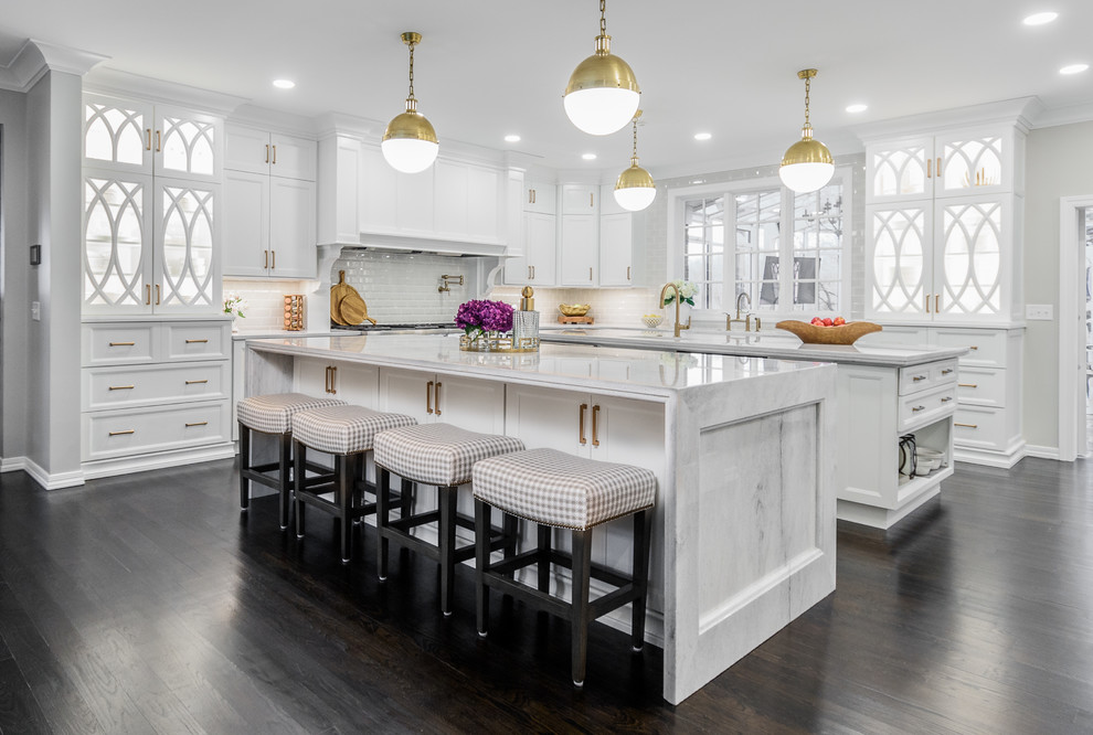Kitchen - transitional kitchen idea