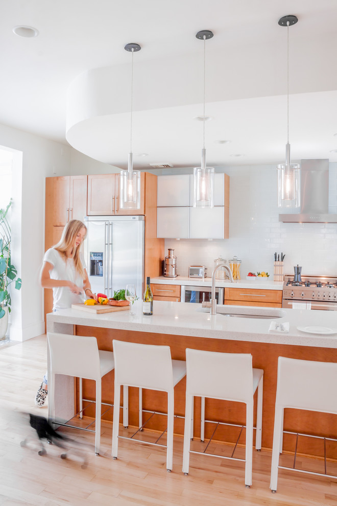 Transitional kitchen photo in Boston