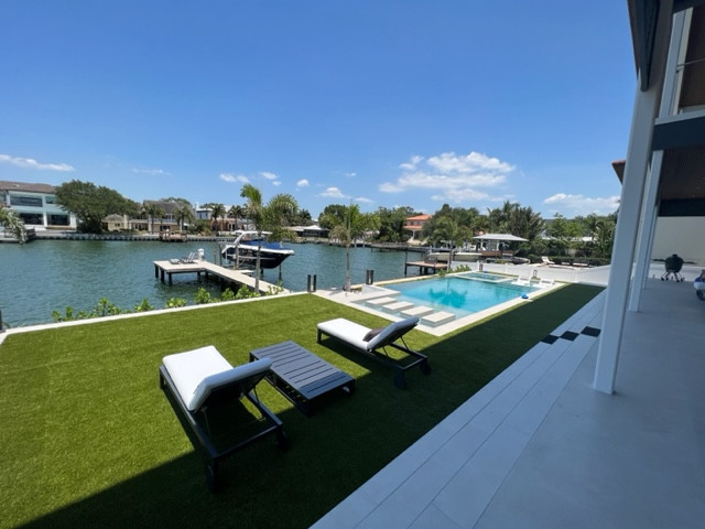 Artificial Turf Pool Deck