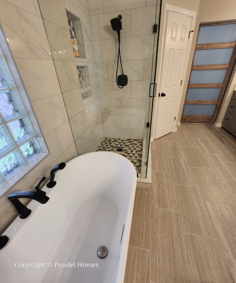 Shower Large Master Bathroom