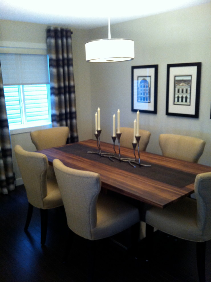 This is an example of a traditional dining room in Edmonton.