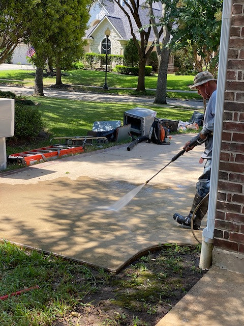 Pressure Washing 6500sf Hardscape