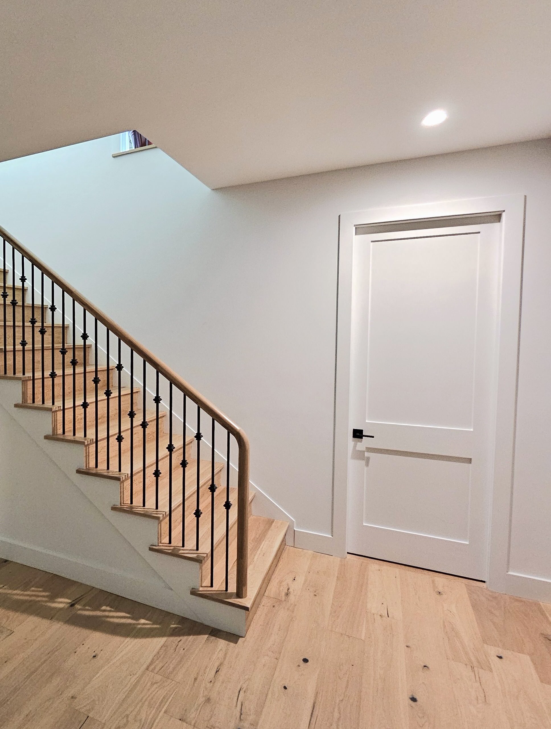 120_Luxurious White Oak Stair with Iron Balusters, Great Falls, 22066