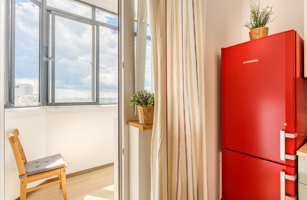 Беломорская. Двухкомнатная.