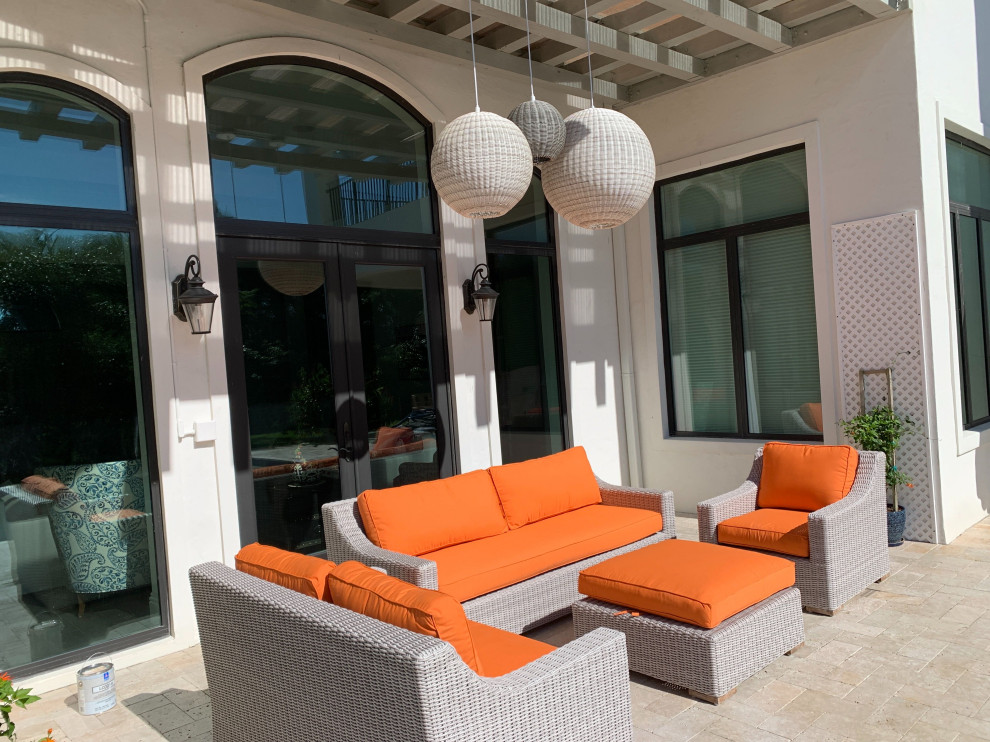 Modern patio in Miami with a pergola.