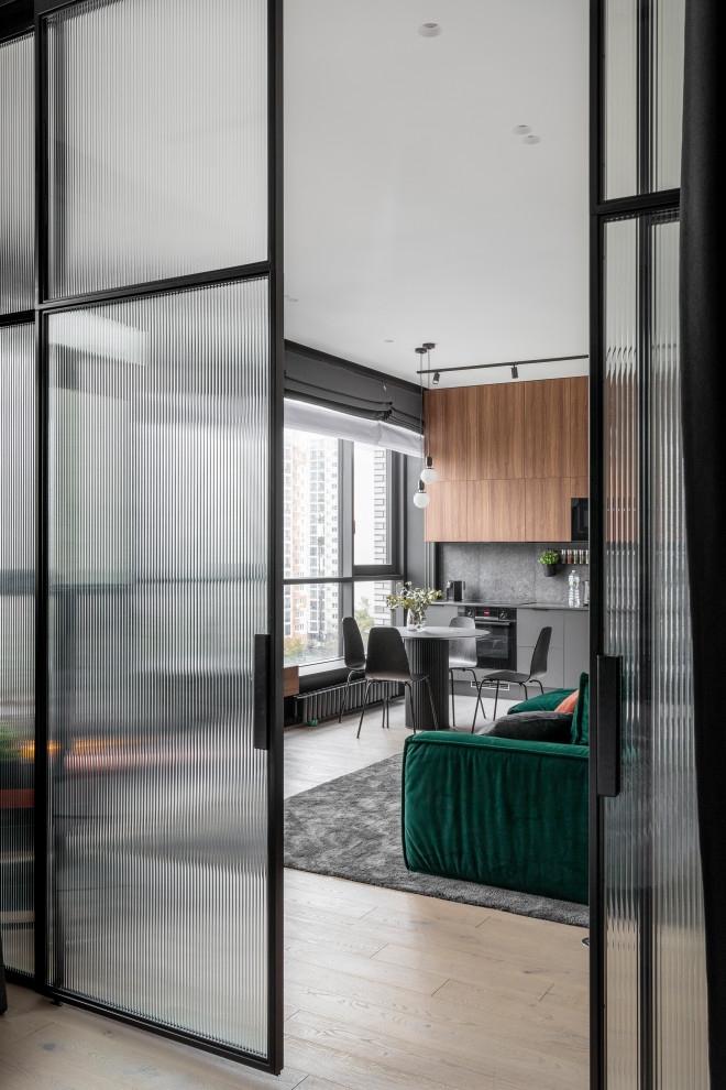 Новочерёмушкинская, 17