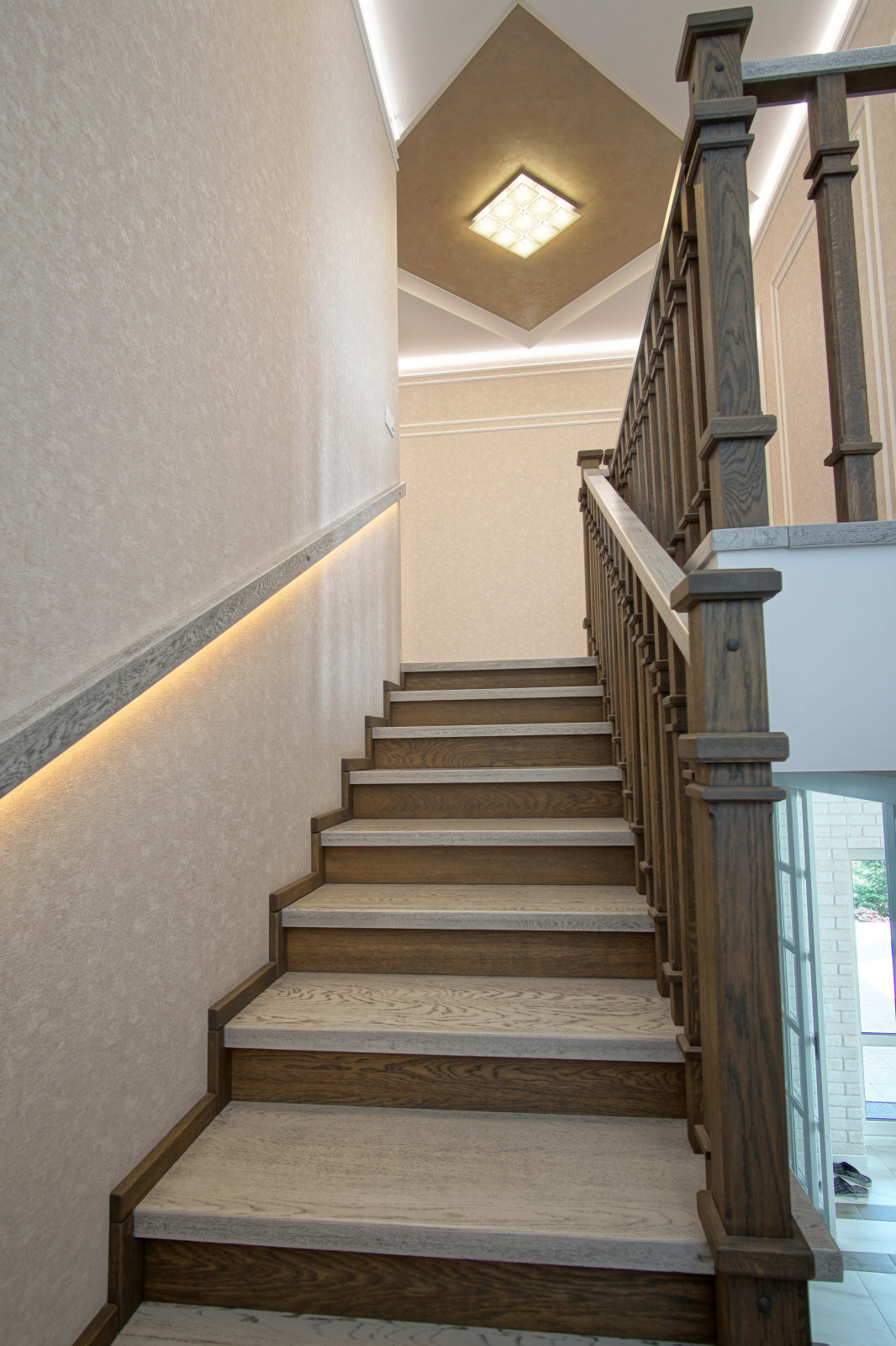 КОТТЕДЖ (КРАСНОДАРСКИЙ КРАЙ)