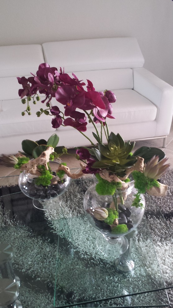 Modern flower arrangement made by Maria. J Window Treatments and Home Decor