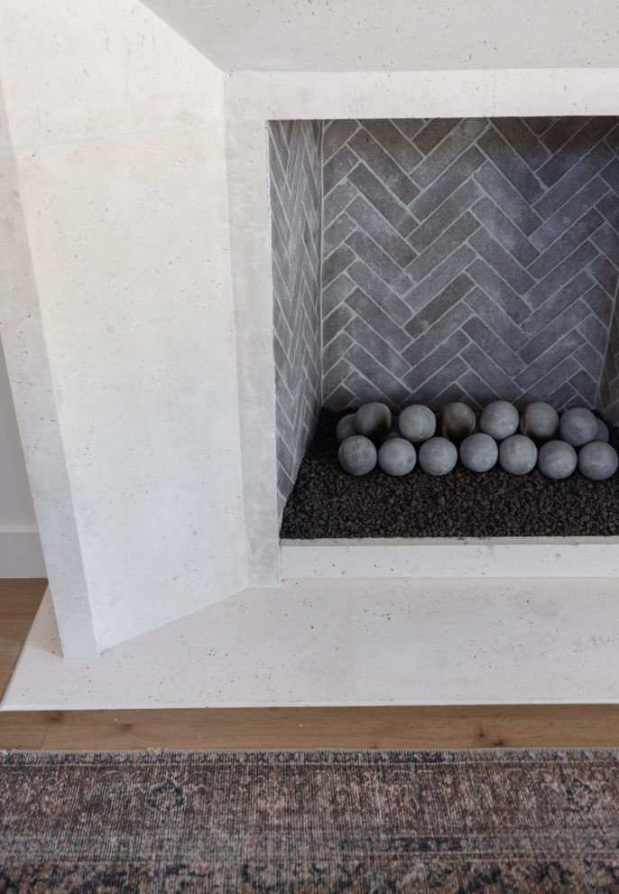 Home design - transitional home design idea in Phoenix