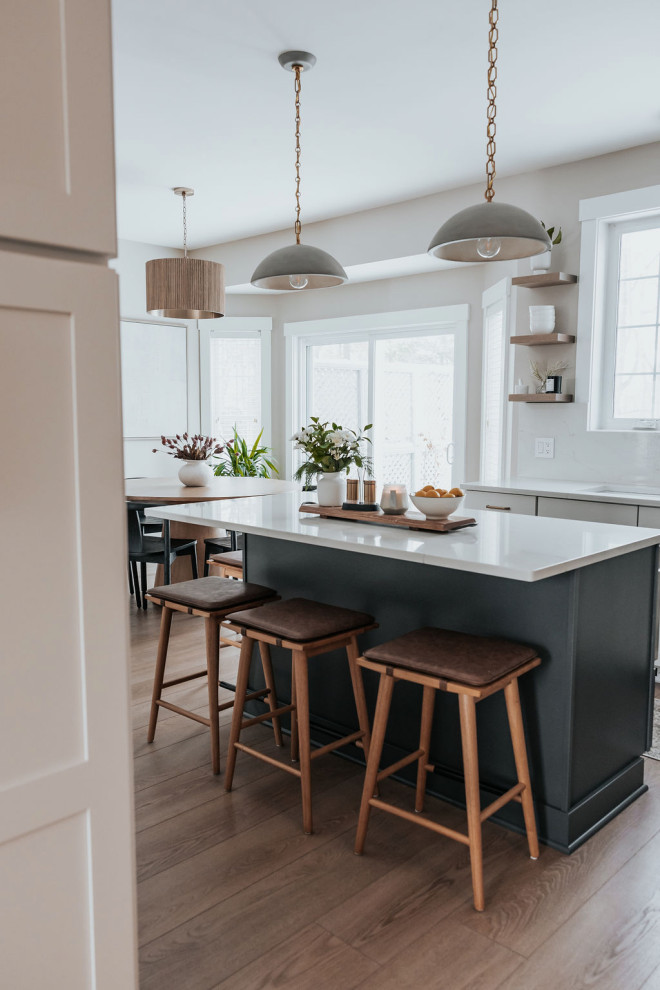 Example of a transitional home design design in New York