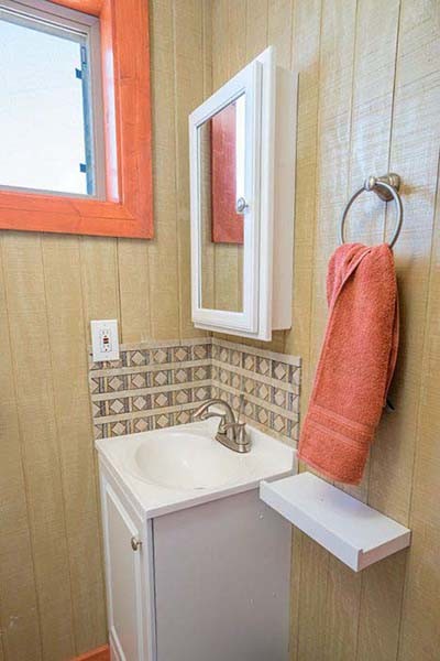 Home design - rustic home design idea in Dallas
