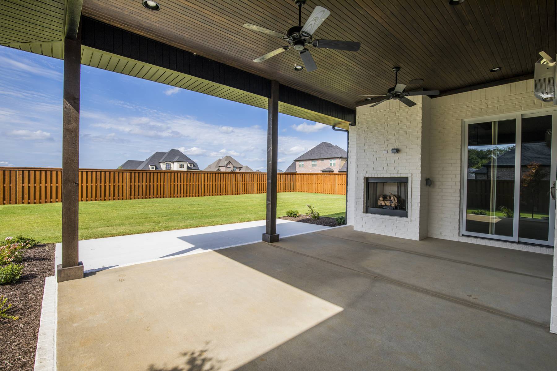 ST120_8703 W Birdsong Lane