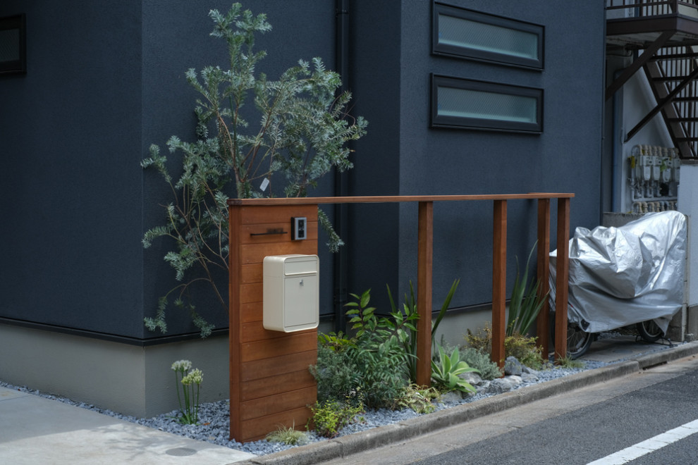 Inspiration for a modern exterior in Tokyo.