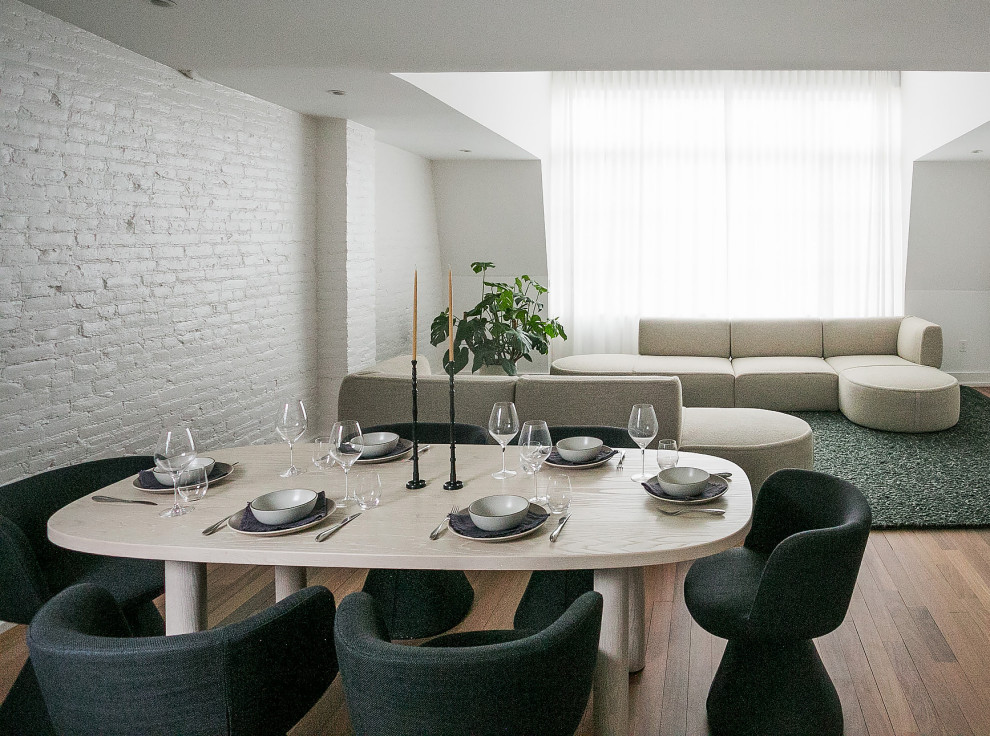 Inspiration for a modern dining room.
