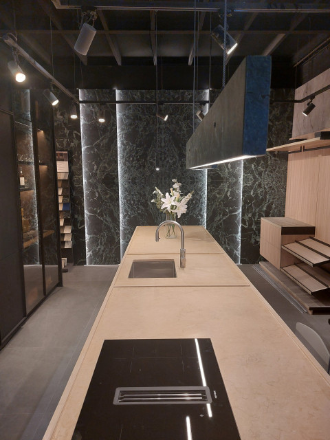 DOCA Kitchen transitional-kitchen