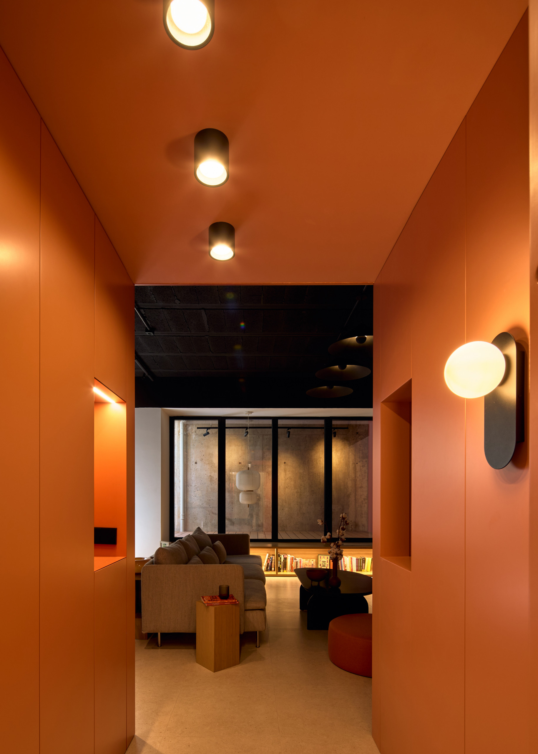 Homothecy - Espacio de acceso