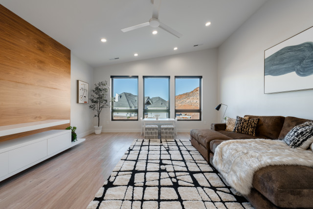 Maple Estates contemporary-vardagsrum