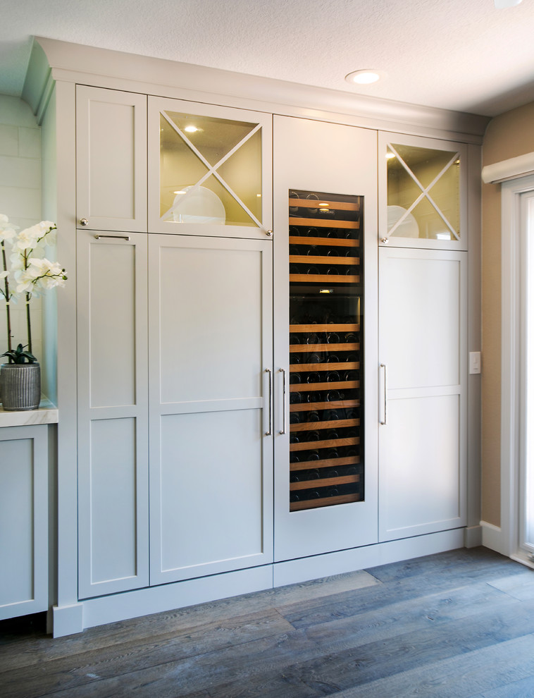 Example of a transitional home design design in Orange County