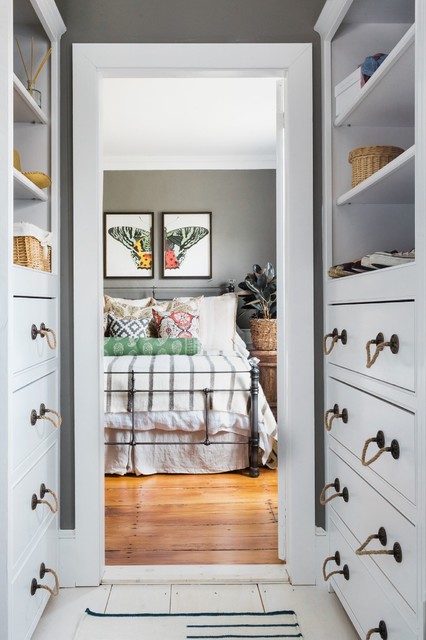 Antique Cotuit costero-armario