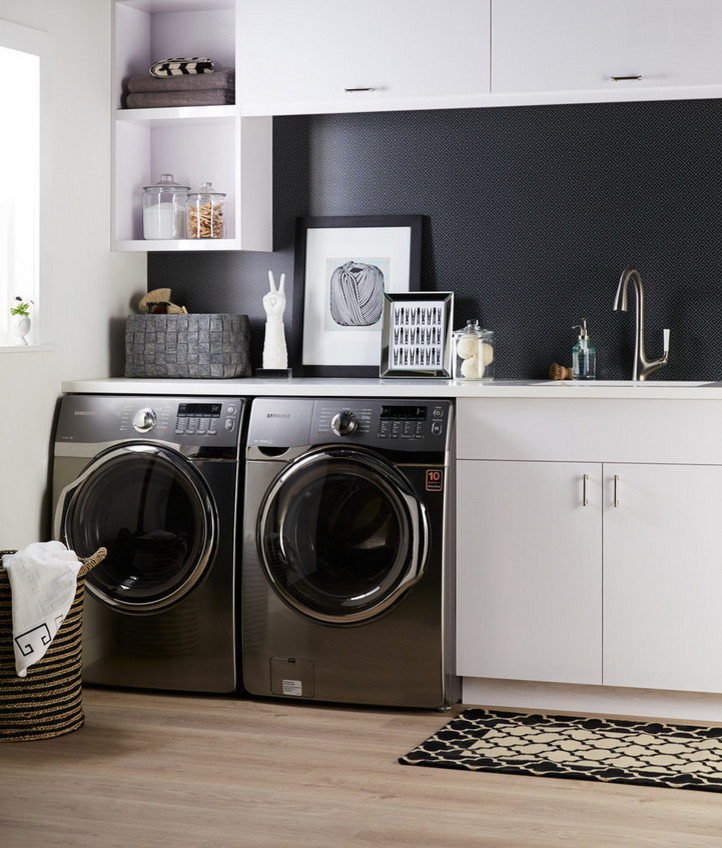 Inspiration for a traditional laundry room in Other.