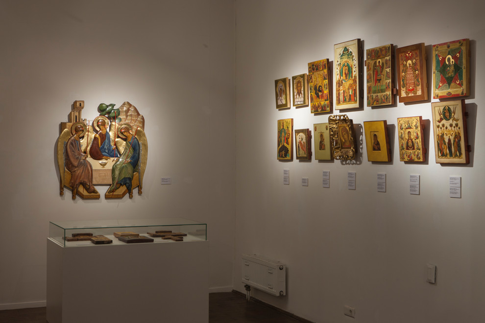 "Деревянные небеса" Натальи Захаровой