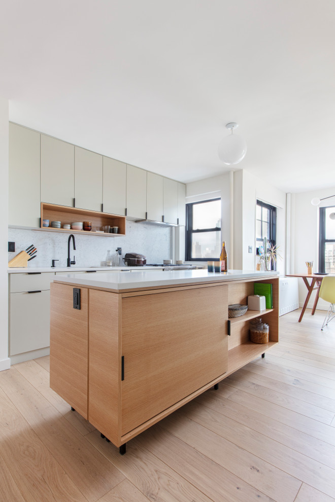 Foto på ett stort minimalistiskt kök