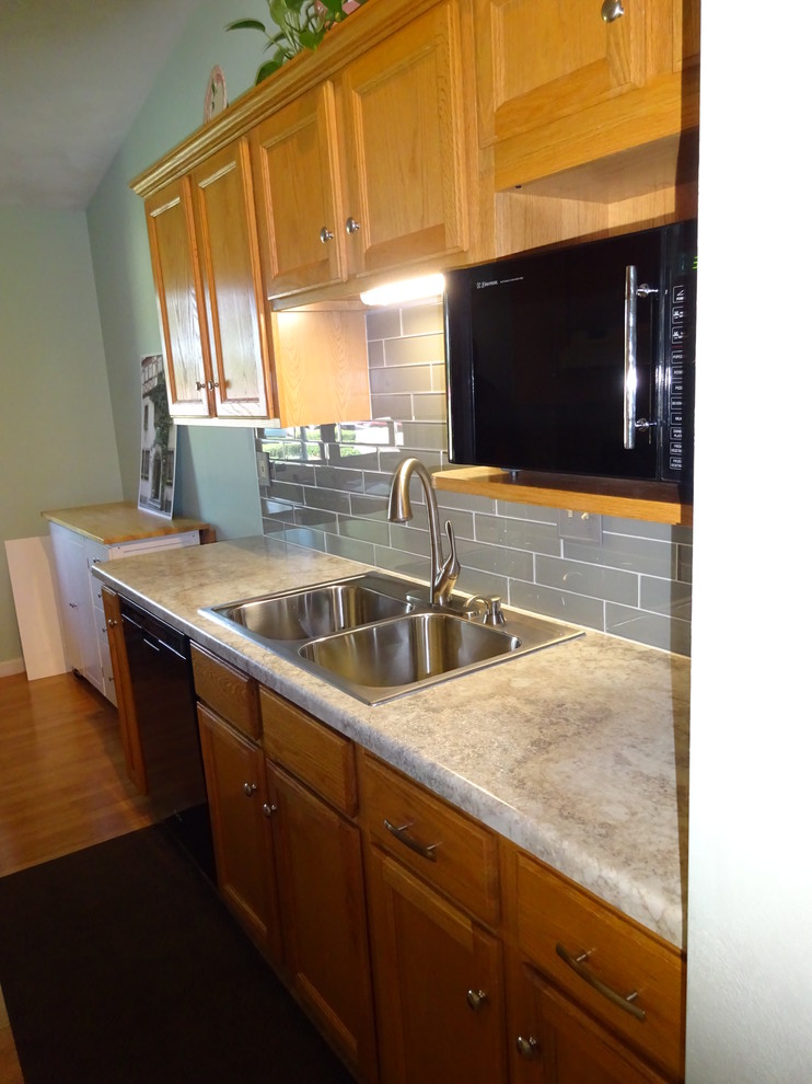Inspiration for a transitional home design remodel in Chicago