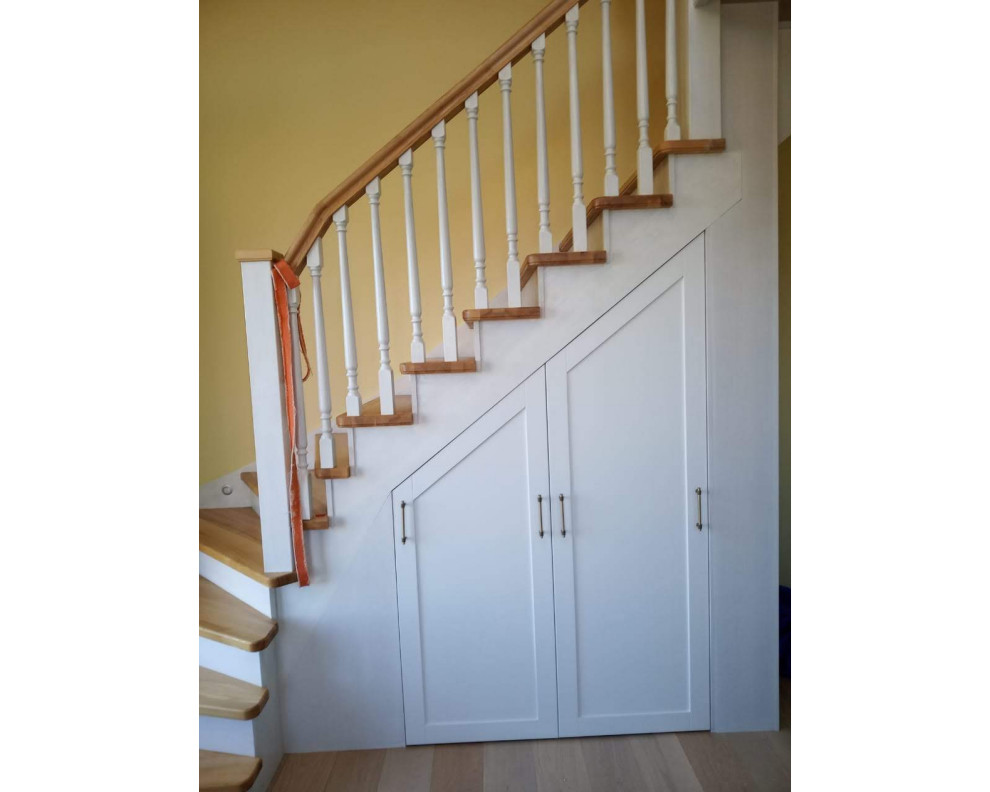 Мебель из массива дерева, шпона, мдф