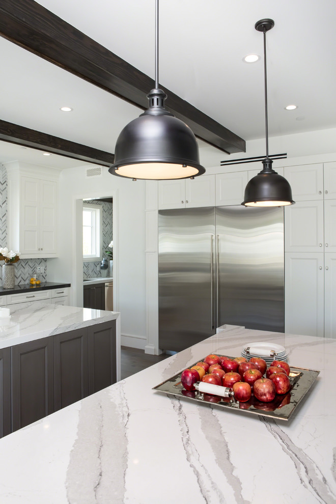 Design ideas for a country kitchen in Los Angeles.