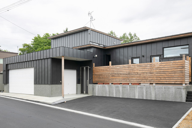 Y邸２ moderno-fachada